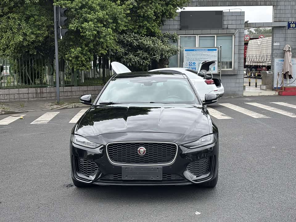 Jaguar XEL