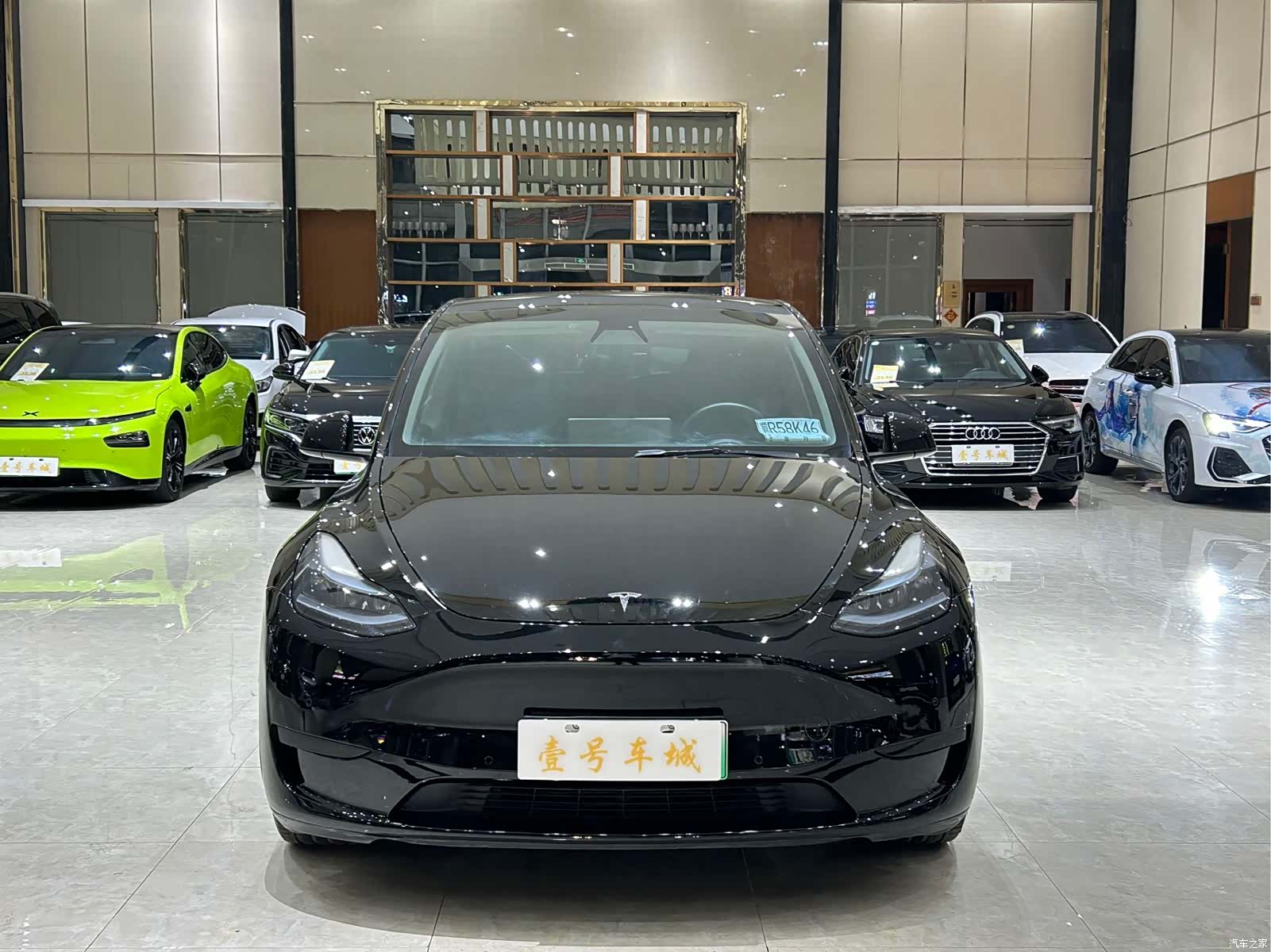Tesla Model Y, 2023 1