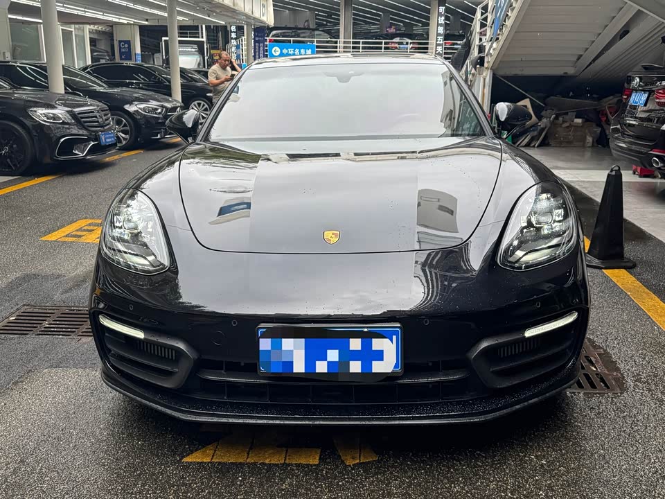 Porsche Panamera