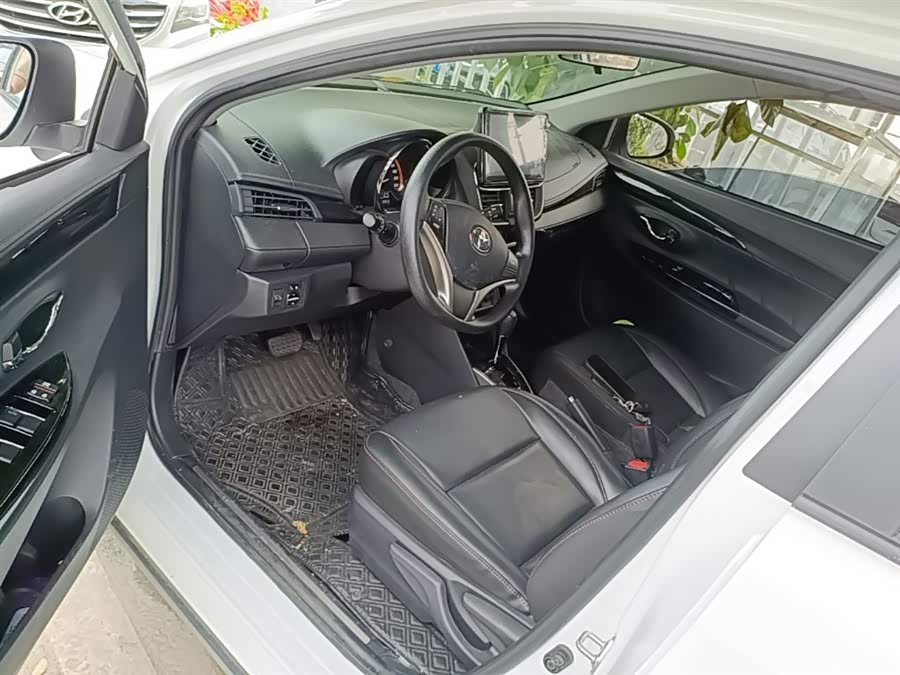 Toyota YARiS L 2022, фото 16