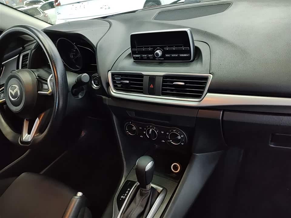 Mazda 3 Angkesaila Mazda 3 Angkesaila