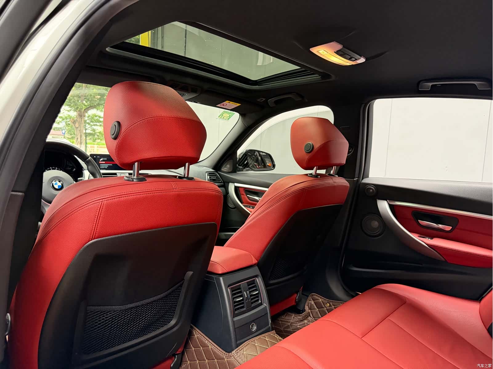 BMW 3 Series, 2019 14