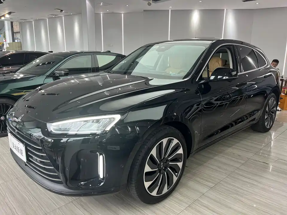 AITO Ask the world M5