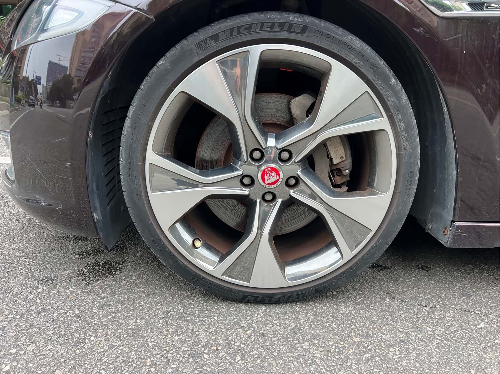 Jaguar XJ, 2014 4