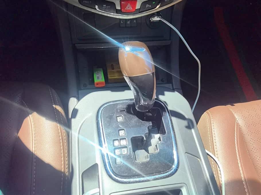 BYD S7