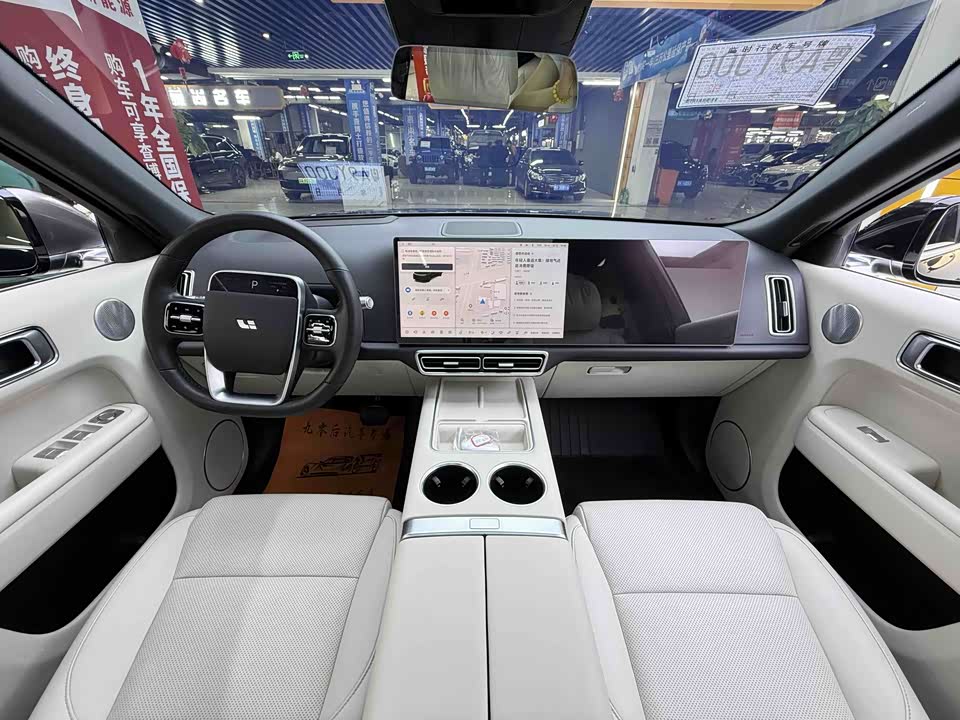 Li Auto Ideal L8
