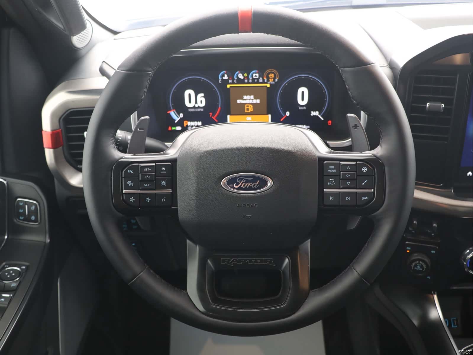 Ford F-150, 2025 6
