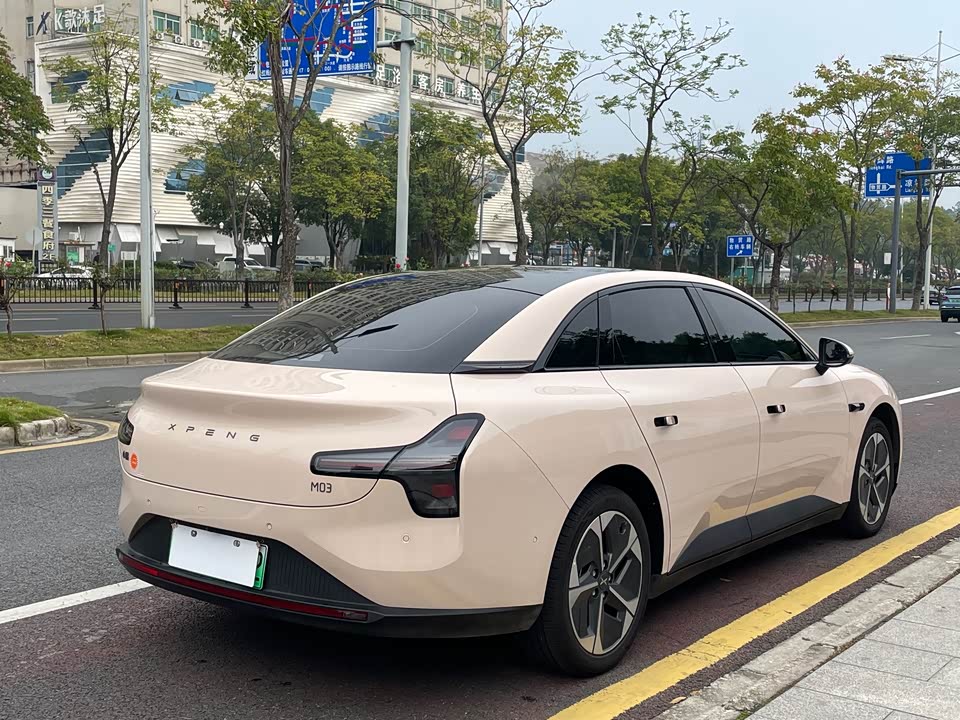 XPENG MONA M03