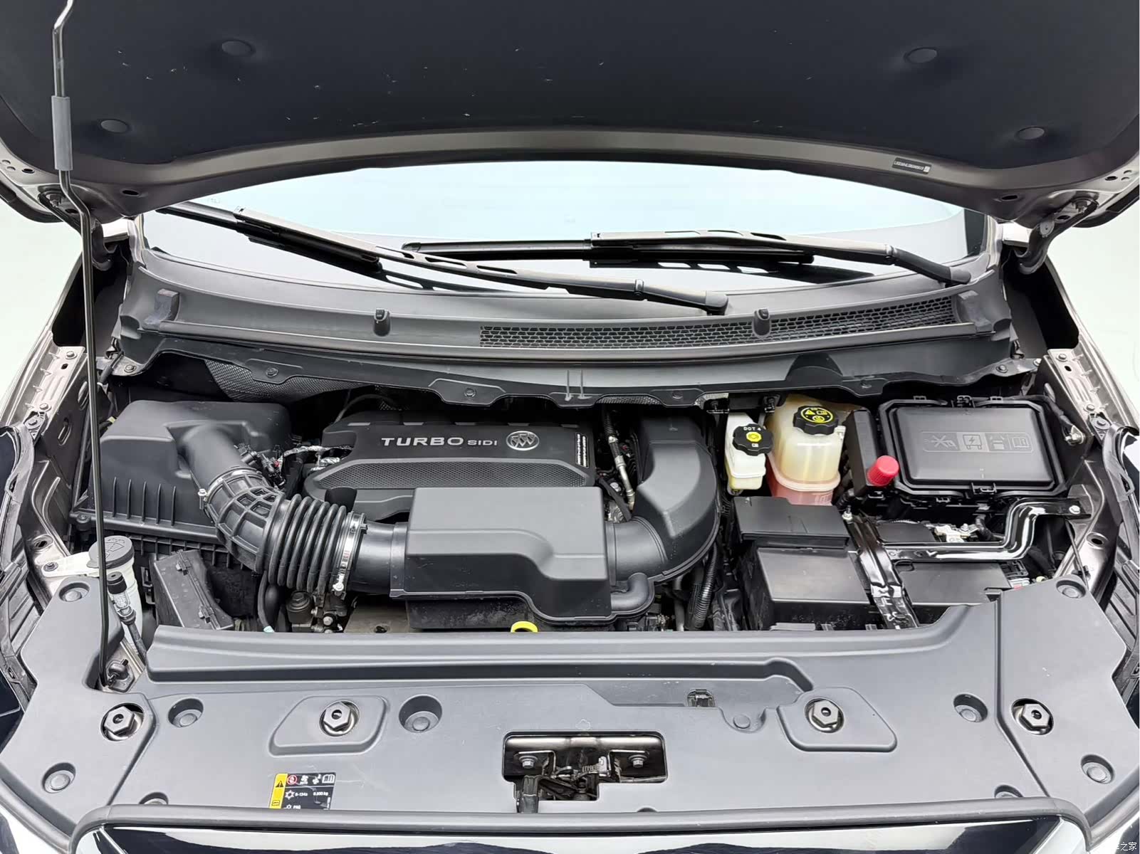 Buick GL8, 2024 12