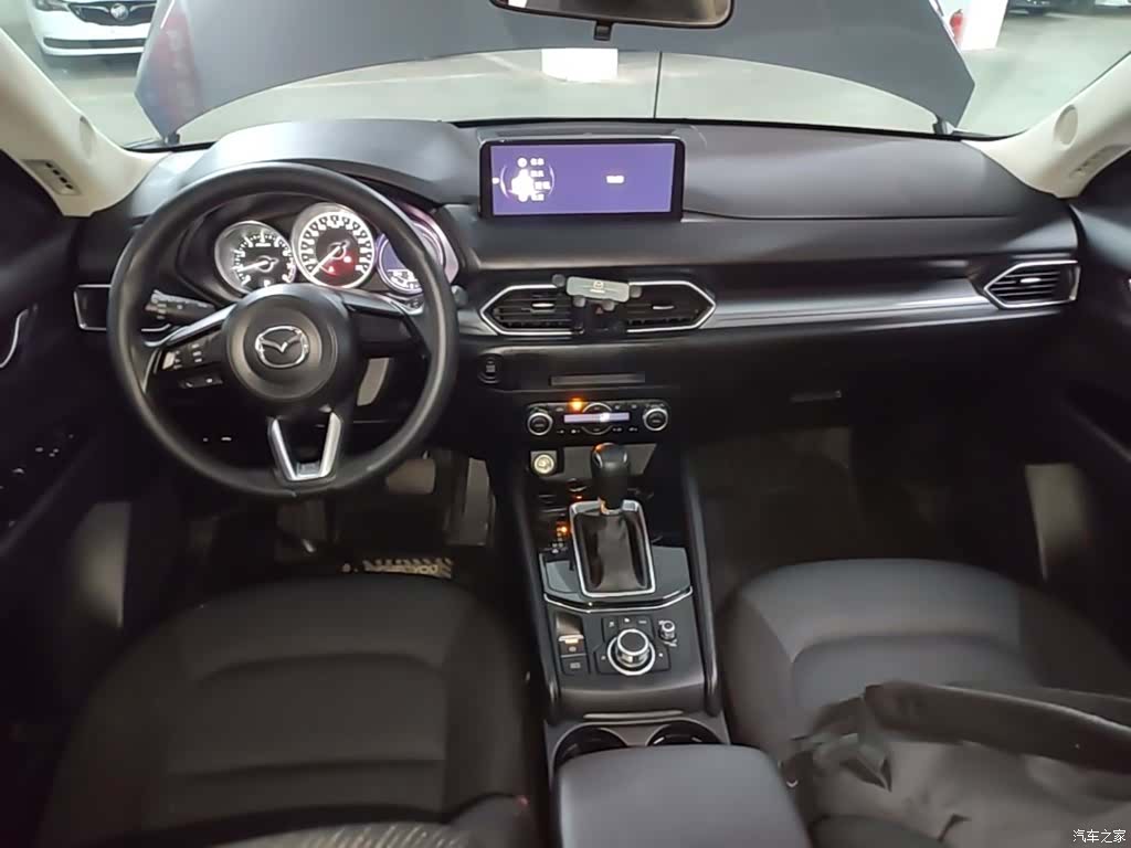 Mazda CX-5, 2025 10