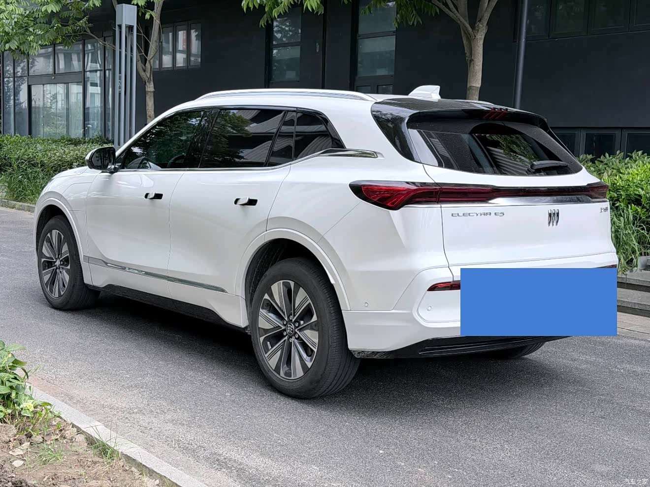 Buick E5, 2025 4