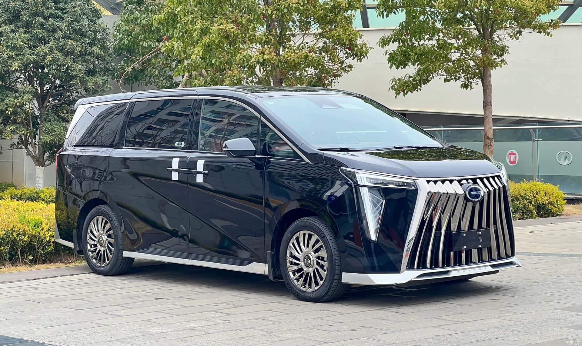 Trumpchi M8, 2023 3