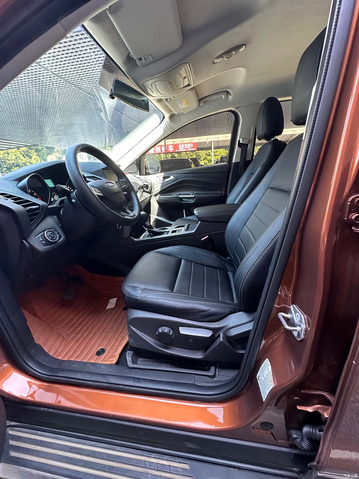 Ford Kuga, 2017 6