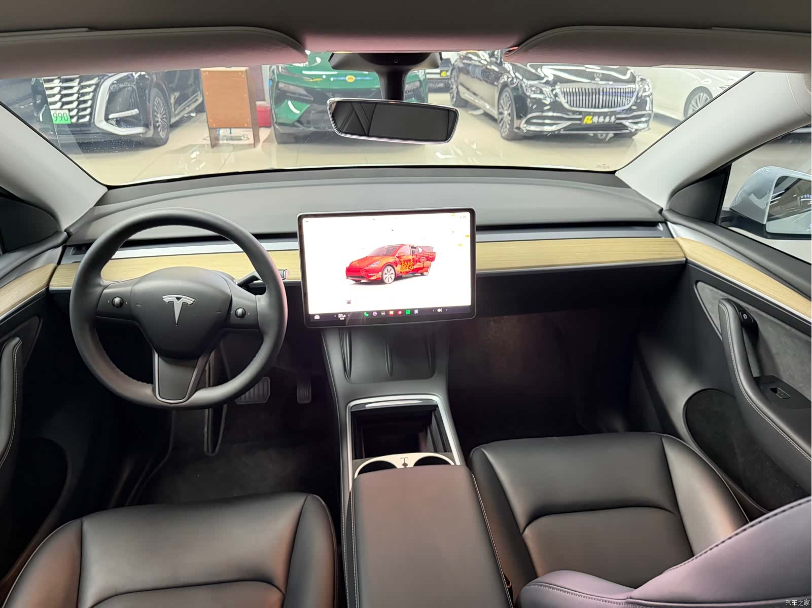 Tesla Model Y, 2023 все фото