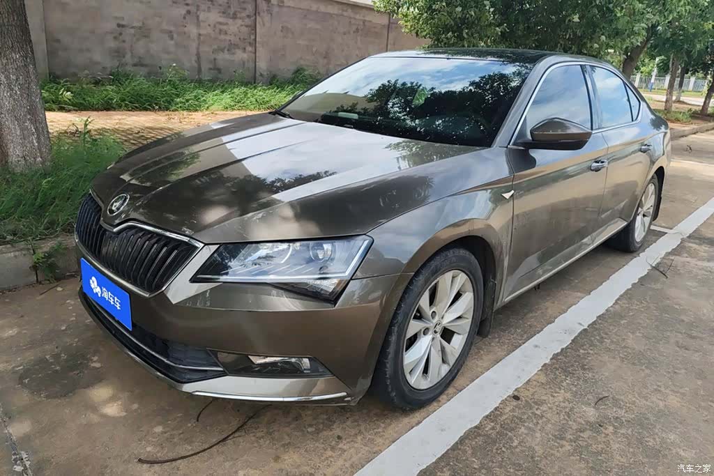 Skoda Superb, 2018 1