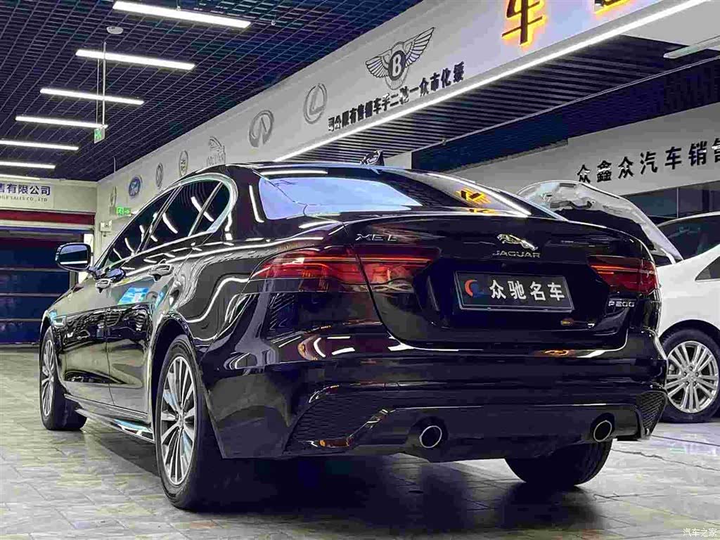 Land Rover XEL, 2019 9