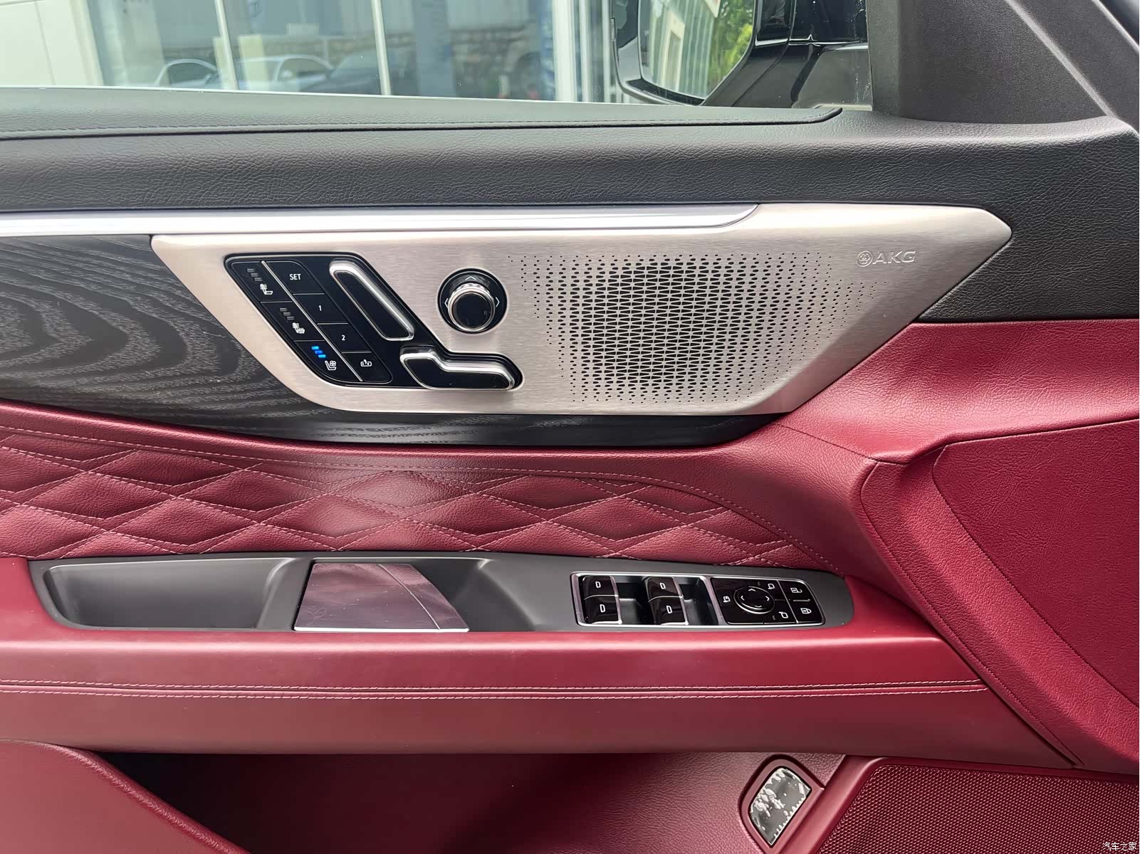Cadillac CT6, 2026 6