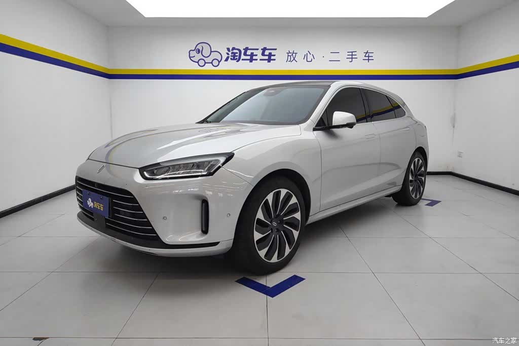 AITO M5, 2022 1