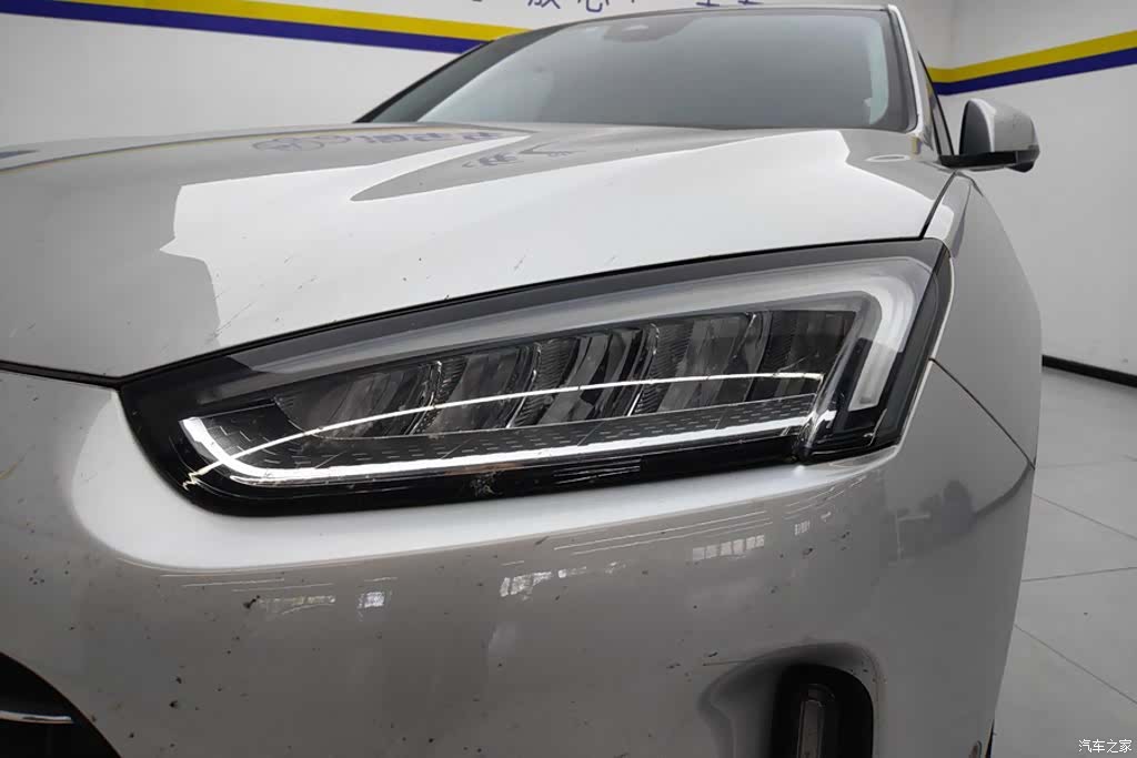 AITO M5, 2022 все фото