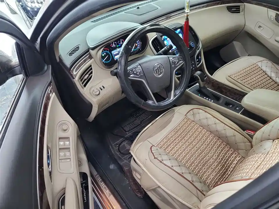 Buick Lacrosse