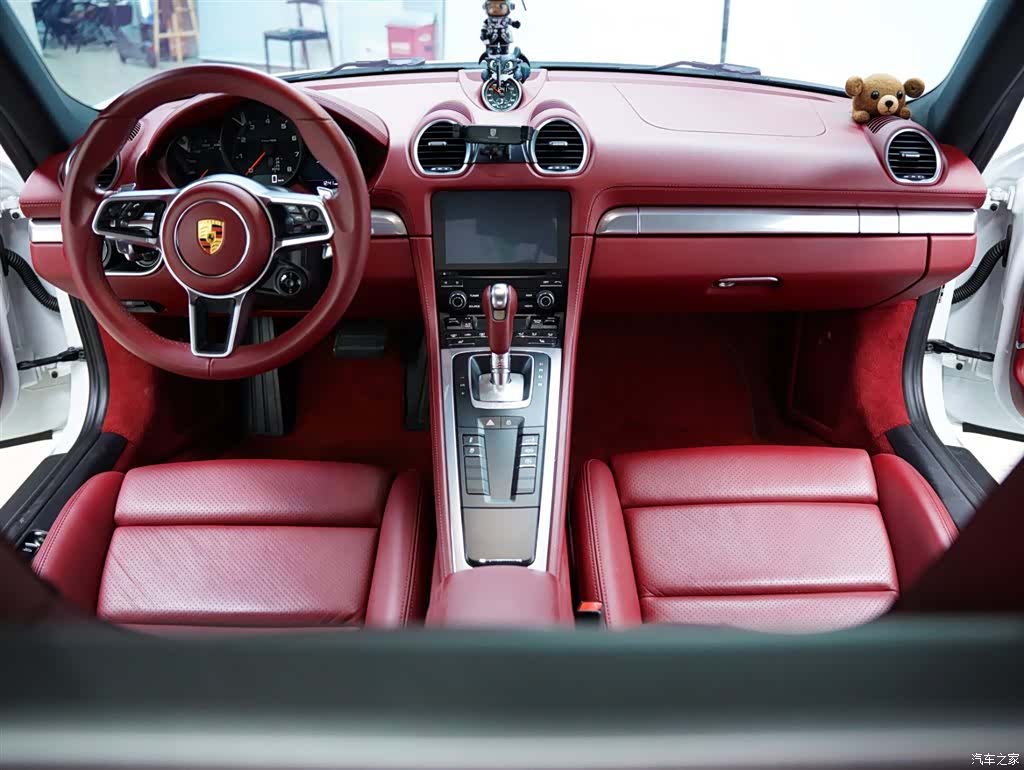 Porsche Cayman, 2021 43