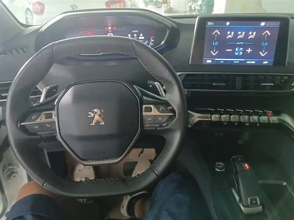 Peugeot 4008