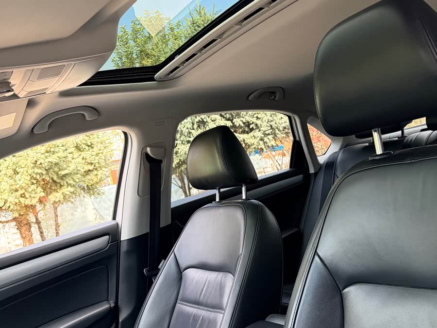 Volkswagen Passat 2016, фото 18