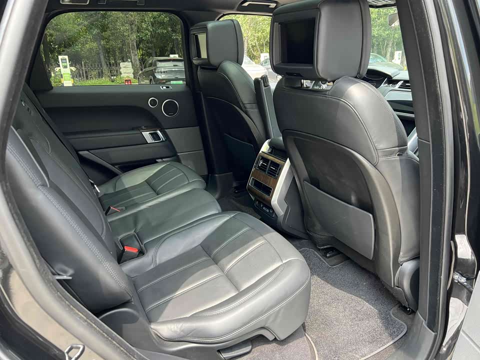 Land Rover Range Rover Sport Land Rover Range Rover Sport