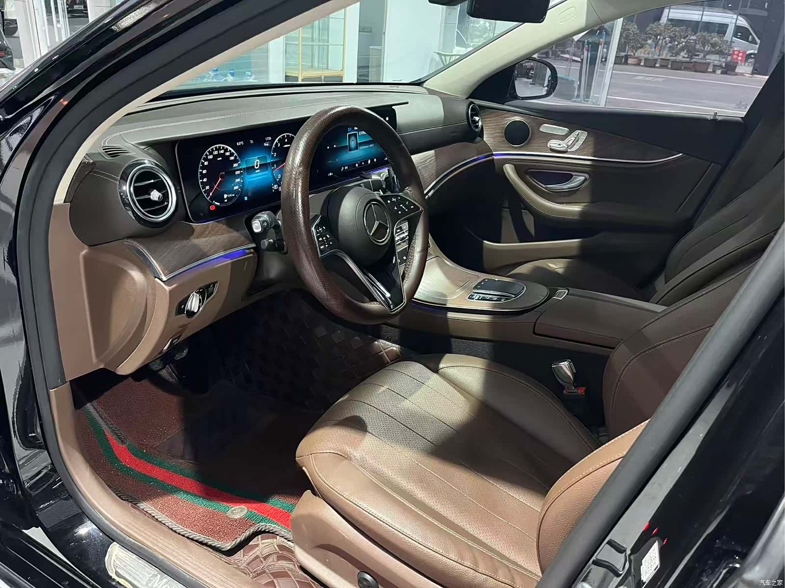 Mercedes-Benz E-Class, 2023 6