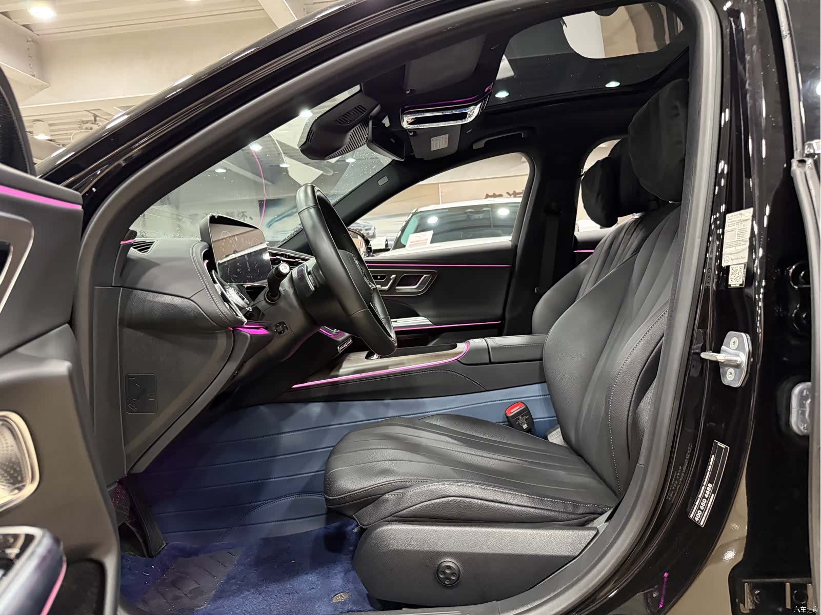 Mercedes-Benz E-Class, 2024 11