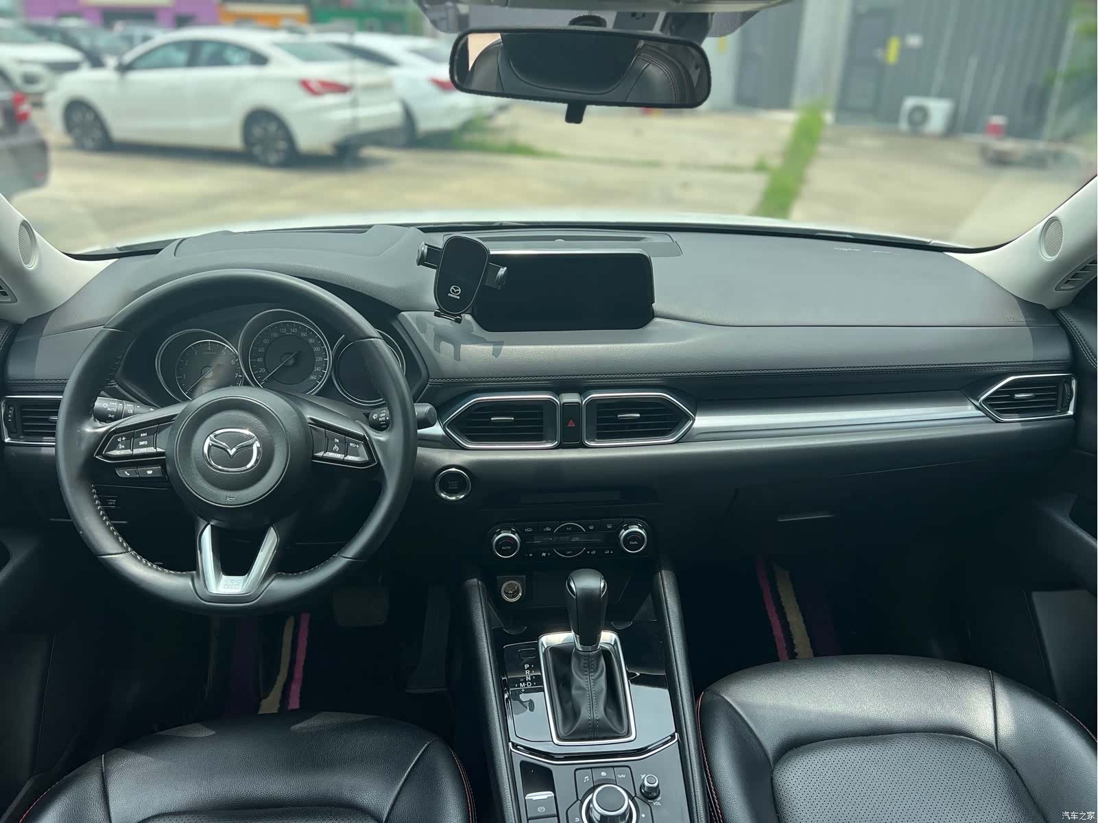 Mazda CX-5, 2021 все фото