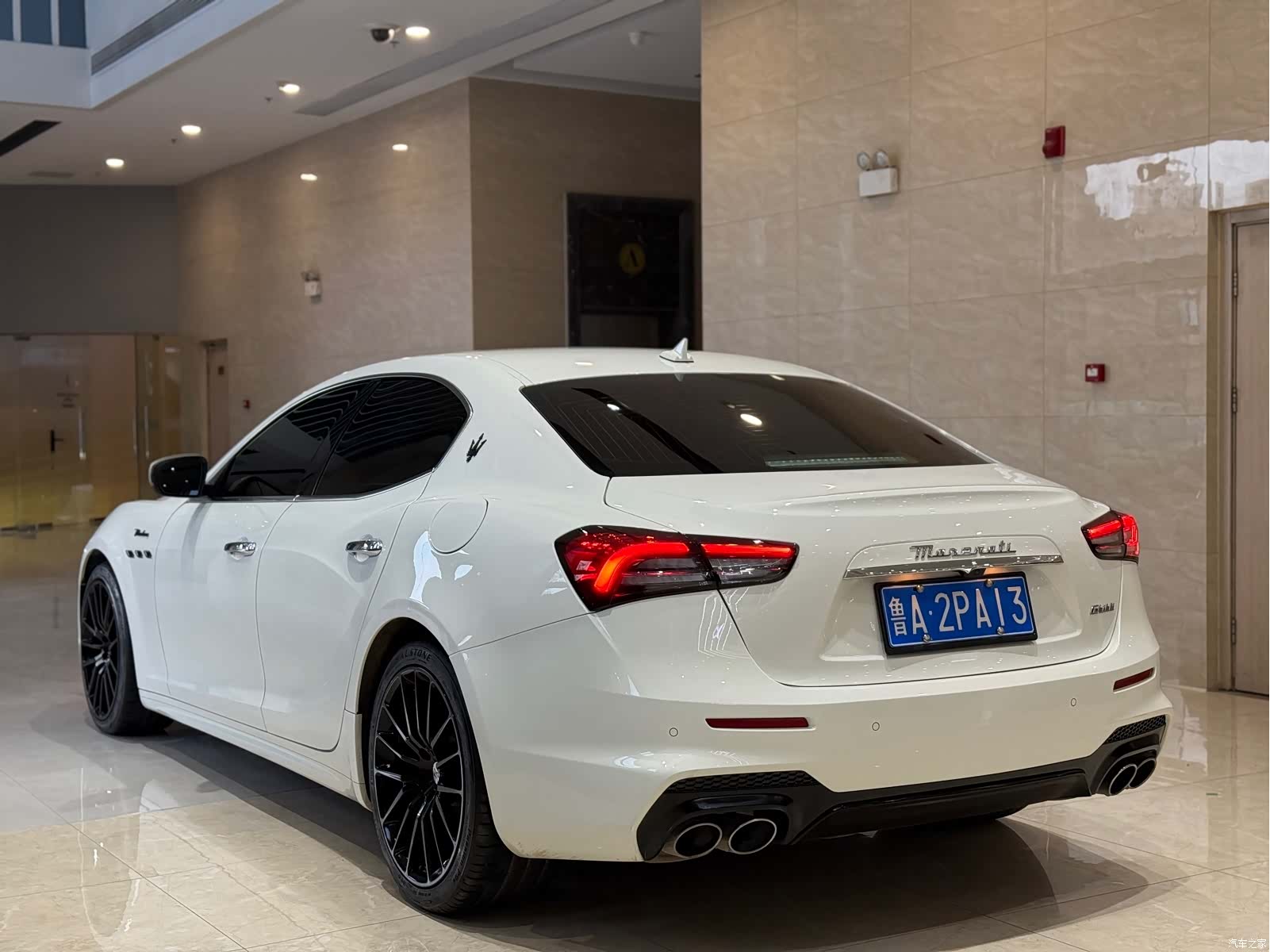 Maserati Ghibli, 2023 17