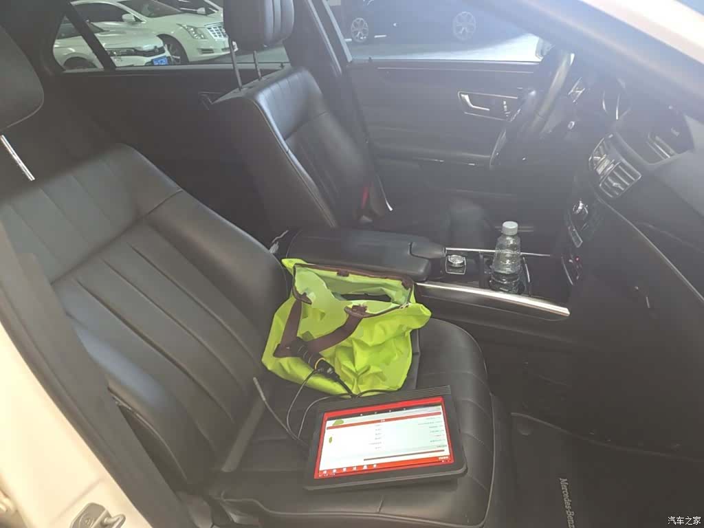 Mercedes-Benz E-Class, 2015 25