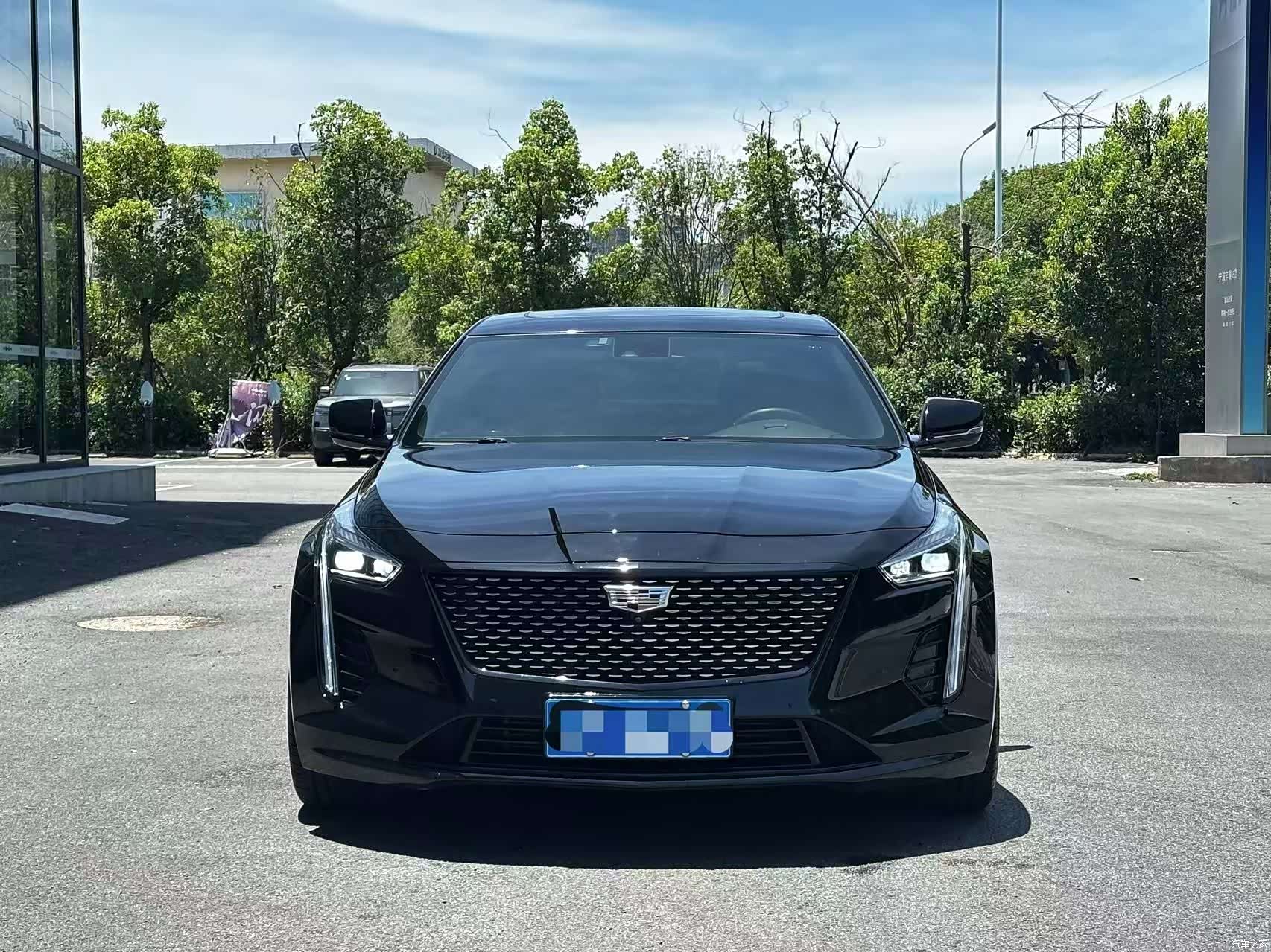 Cadillac CT6, 2022 2