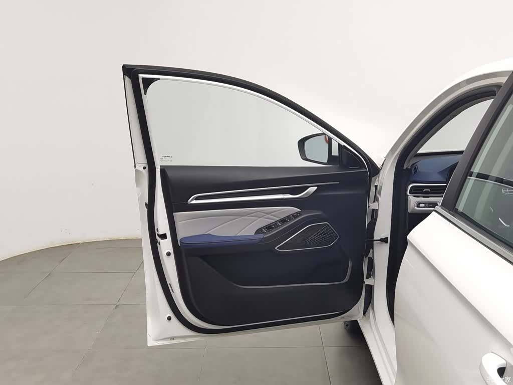 Geely Emgrand, 2021 8