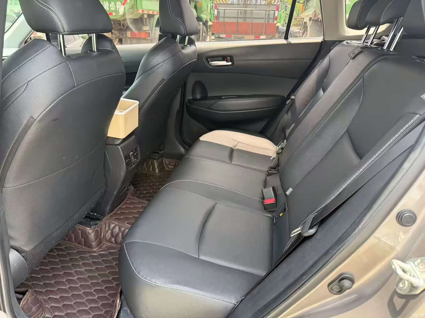 Toyota Frontlander, 2022 все фото