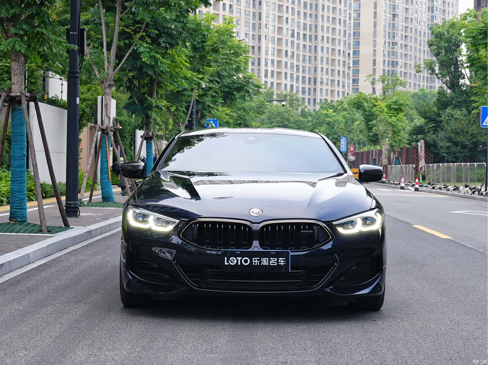 BMW 8 Series, 2024 2