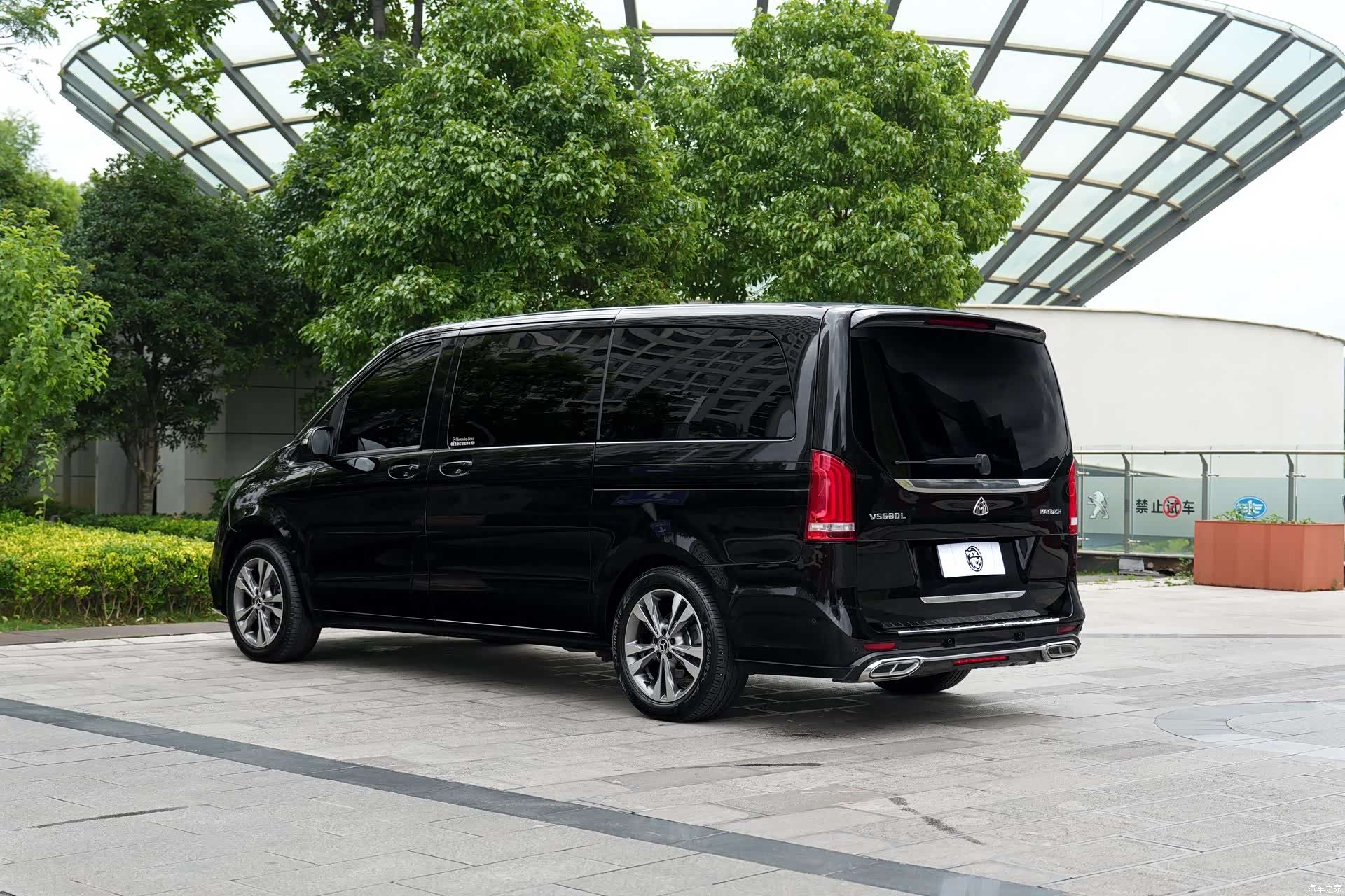 Mercedes-Benz V-Class, 2019 24
