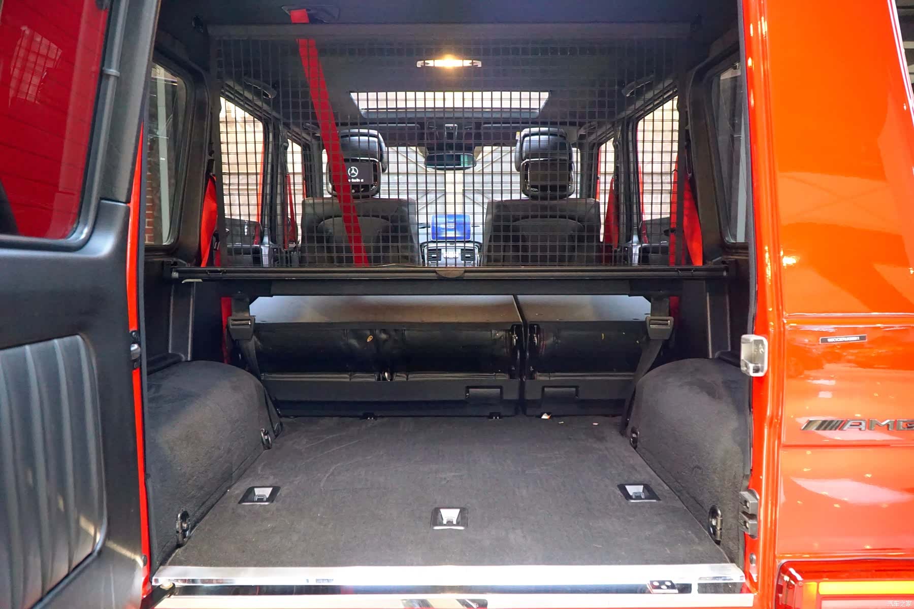 Mercedes-Benz G-Class, 2018 23