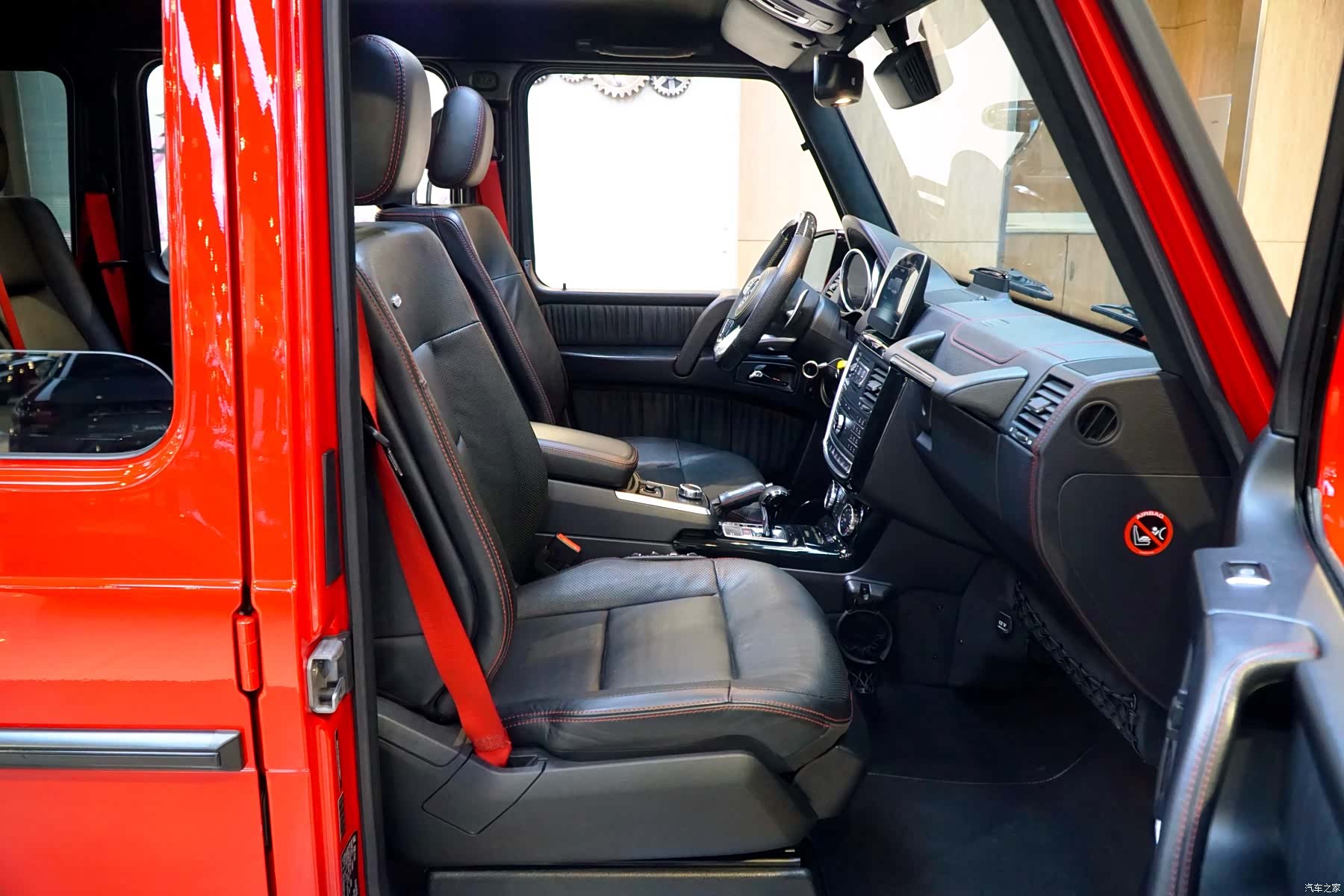 Mercedes-Benz G-Class, 2018 10