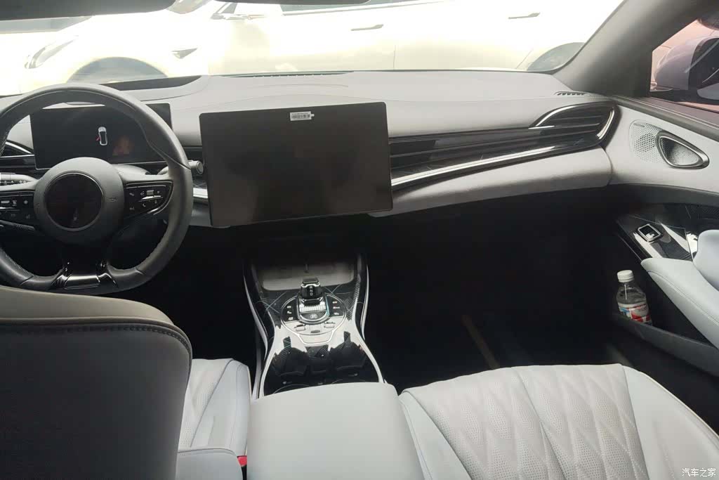 BYD Seal, 2023 13