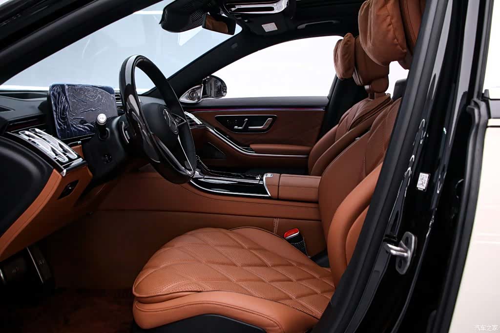Maybach S-Class, 2025 12