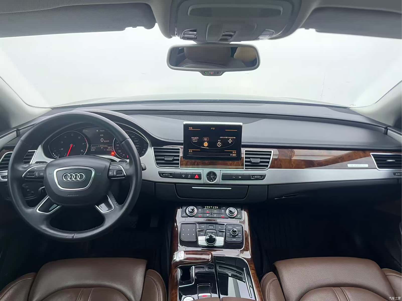 Audi A8L, 2012 все фото