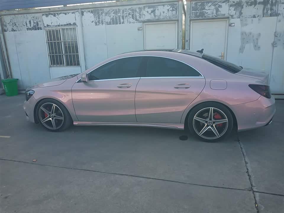 Mercedes-Benz CLA