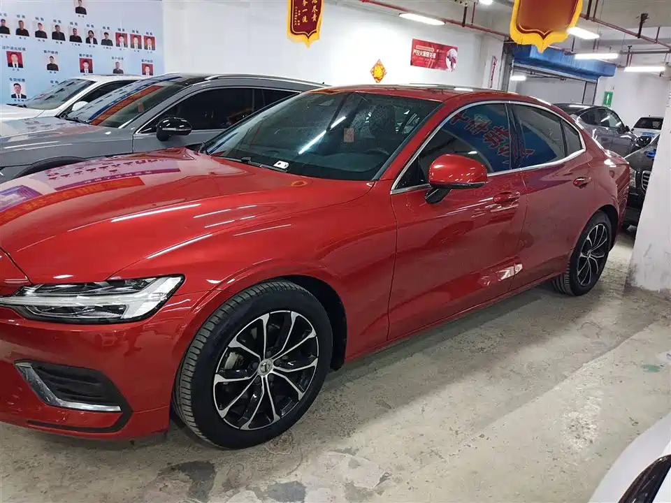 Volvo S60