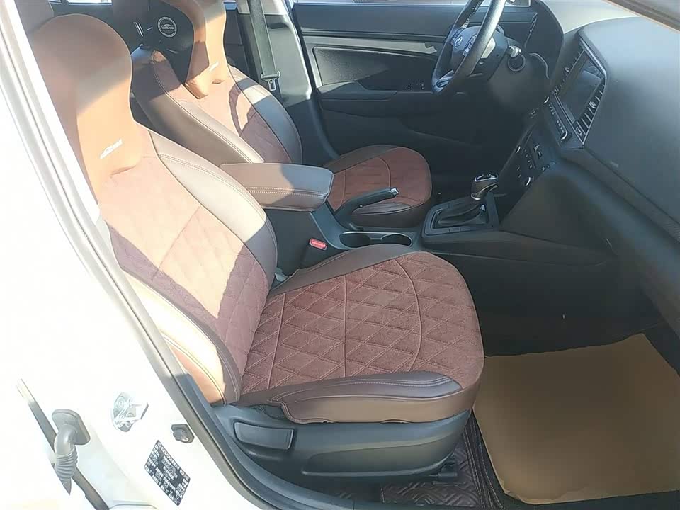 Hyundai Lead