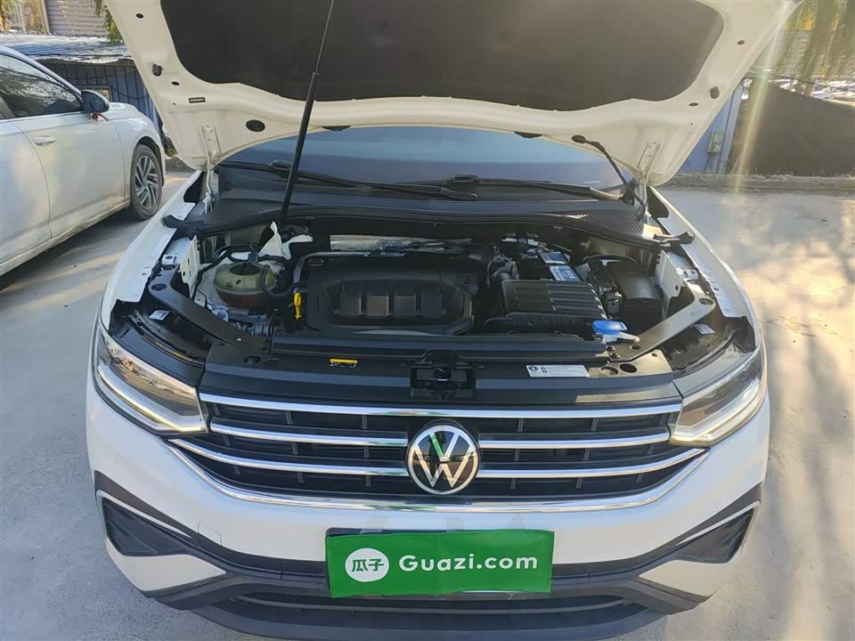 Volkswagen Tiguan L