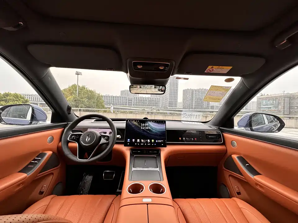 AITO Ask the world M7