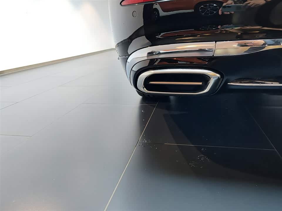 Mercedes-Benz Maybach S-class