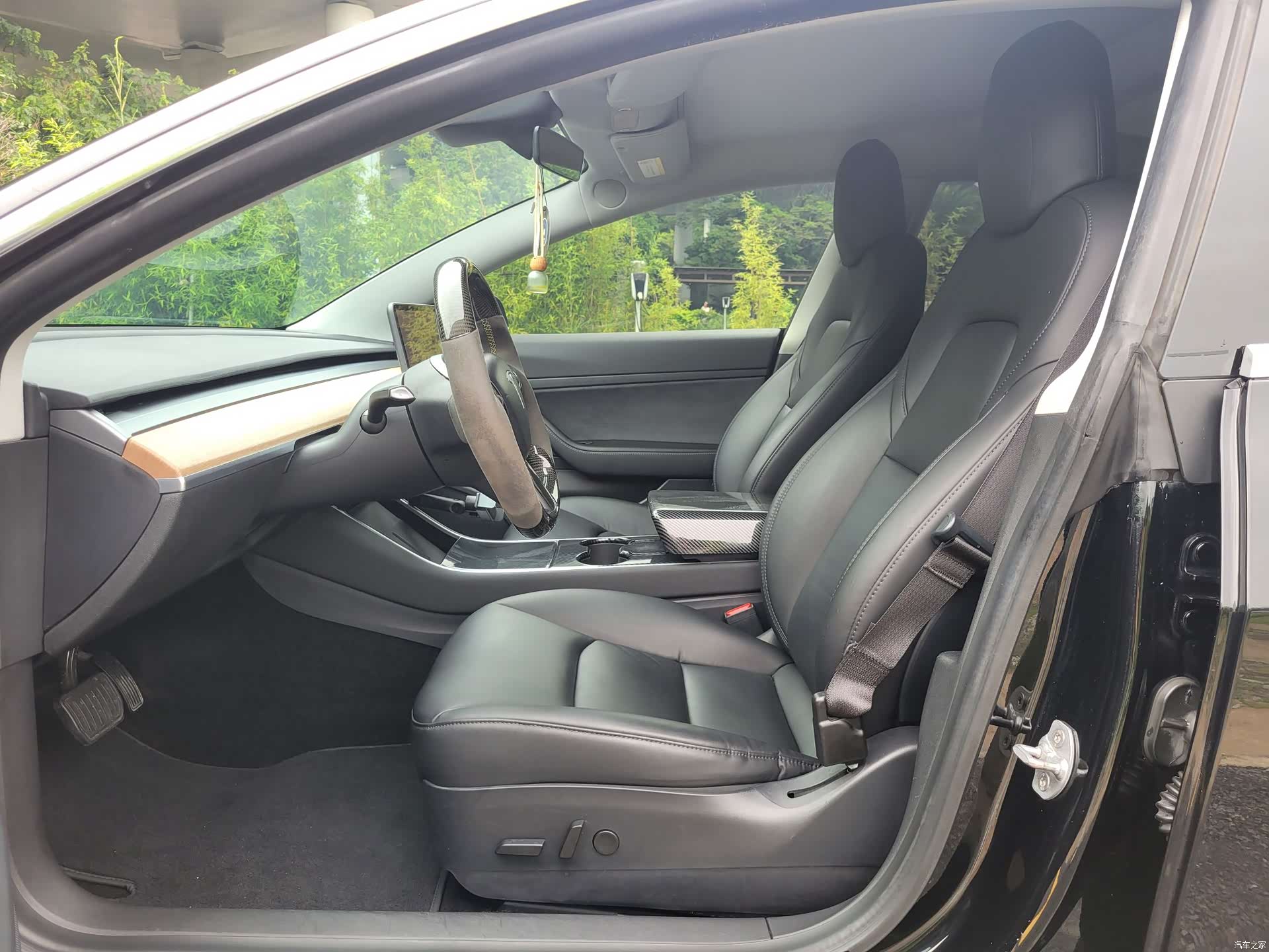 Tesla Model 3, 2020 9